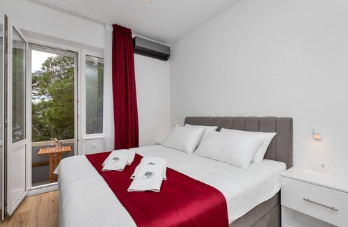 Bili brig Bed & Breakfast | LUXURY ROOMS PARADISE GARDEN