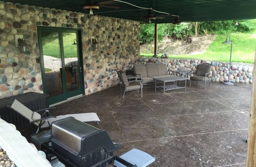 Monticello House | Luxury Rustic Estate on Lake Freeman