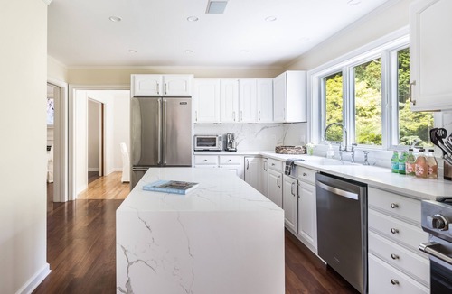 Sag Harbor House | Luxury Sag Harbor Village Estate Pool & Spa