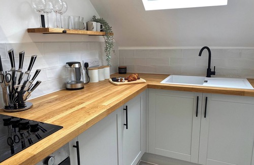 Bournemouth City Centre Apartment | Luxury Scandi Inspired 1 Bed Apartment