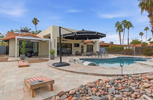 Buenavante House | Luxury Scottsdale Retreat with Heated Pool in Quiet Buenavante