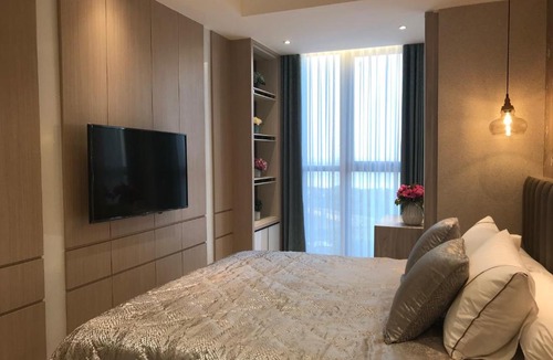 Pantai Indah Kapuk Apartment | Luxury Sea View Gold Coast Suite Apartment