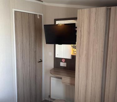 Ayr Other | Luxury Seafront 3 Bedroom Caravan