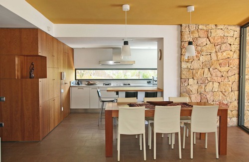 Tamarit Villa | Luxury Seafront Villa Infinity Pool - Walk to Beach