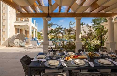 Rogoznica Villa | Luxury Seafront Villa Castello Rogoznica with Pool