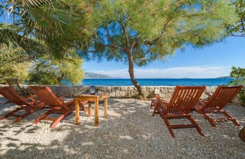 Orebic Villa | Luxury Seafront Villa Mare Orebic with Pool