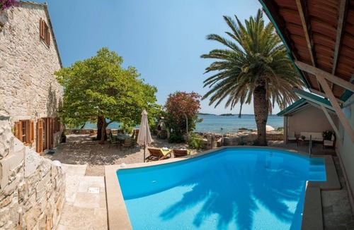 Orebic Villa | Luxury Seafront Villa Mare Orebic with Pool