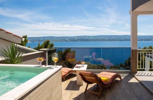 Stanici Villa | Luxury Seafront Villa with Heated Pool, Jacuzzi, Sea View, 150 m from Beach