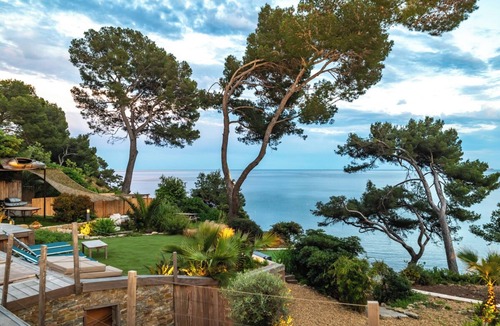 La Seyne-sur-Mer House | Luxury seaside villa