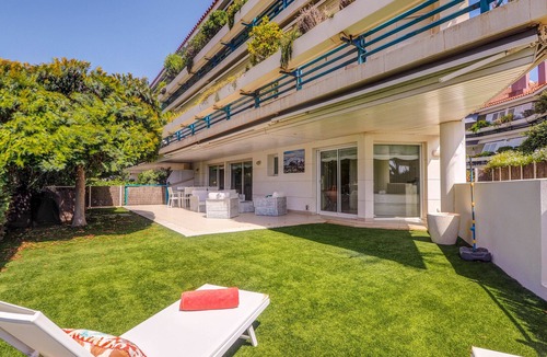 Passeig Maritim Apartment | Luxury Seaview Apartment by Hello Homes Sitges
