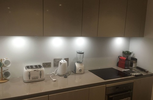 Fairfield Apartment | LUXURY SERVICED APARTMENTS*