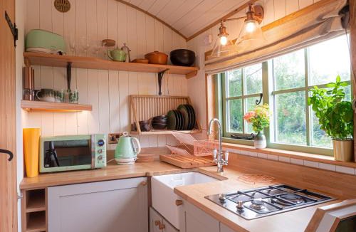 Stonehouse Other | Luxury Shepherds Hut