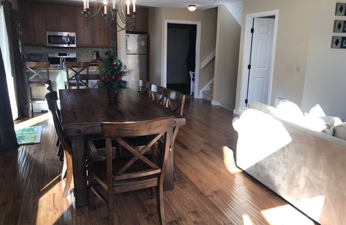 Ludlow House | Luxury Ski In Ski Out Okemo Trailside Condo on Sachem Trail -Direct Ski Access