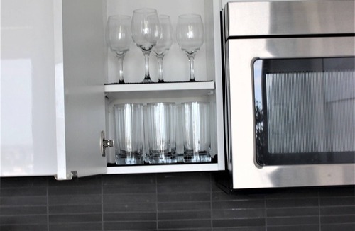 Downtown Winnipeg Condo | Luxury skyline entire condo in downtown with FREE 24/7 parking