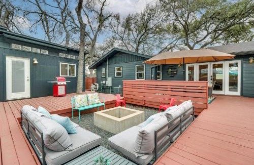 Austin House | Luxury South Austin Estate with Pool and Guest House