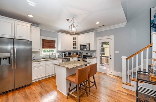 Wilmore House | Luxury South End Retreat - Hot Tub - 4 Bedrooms