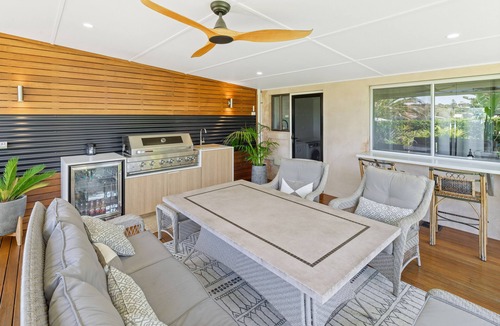 Moana House | Luxury Spa “Beachfront Moana”