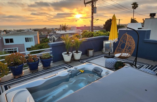 Hermosa Beach House | Luxury Spa Ocean View House in Hermosa Beach
