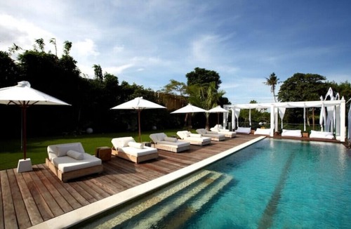 Padonan Villa | Luxury Spacious Family 5BR Villa Big Pool & Garden
