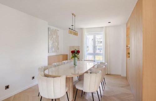 Charenton-le-Pont Apartment | Luxury & spacious near Accor Arena & Bastille