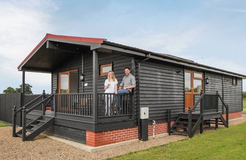 Hinton Ski Chalet | Luxury spacious lodge.