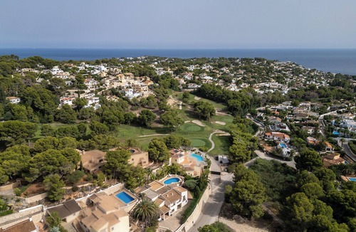San Jaime Villa | Luxury spacious Villa close to golf course, beach, shops & restaurants