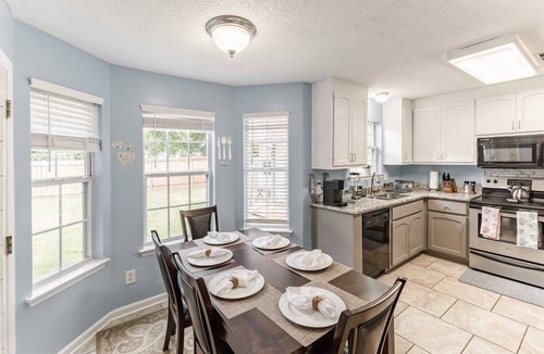 Huntsville House | Luxury Stay in Madison 3BD/Pet friendly