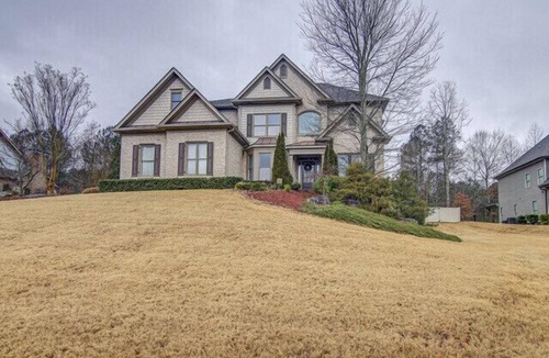 Lawrenceville House | Luxury Stay Near Atlanta soccer The REZORT Experience