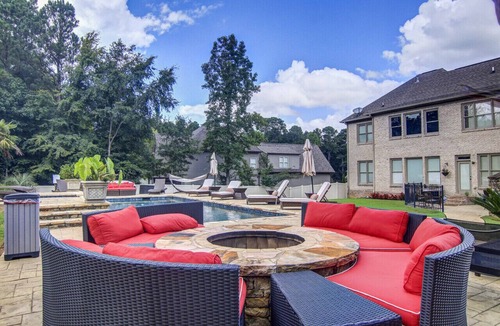 Lawrenceville House | Luxury Stay Near Atlanta soccer The REZORT Experience