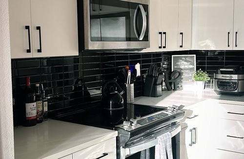 McNeil Apartment | Luxury Stay – Tech Ridge 15 min to Downtown