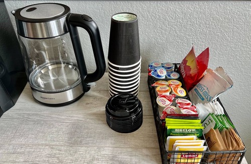 Rapid Valley House | Luxury Stay w/Coffee Bar & Movie Room, 2 King Suites, Firepit — Black Hills View
