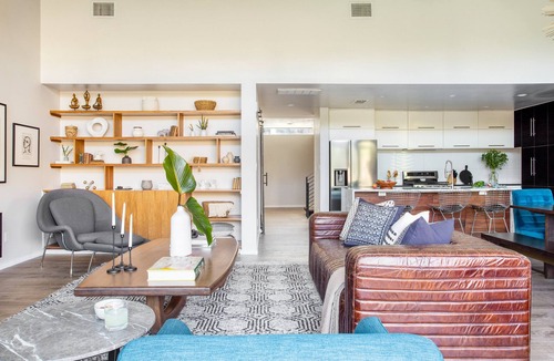 Apache Shores House | Luxury stay w/Lake View, Pool, Hot Tub, Fire Pit, Ping Pong | Barton