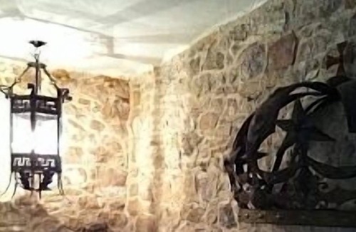 Zaton House | Luxury Stone House in Fishing Village