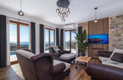 Jarebinjak Villa | Luxury Stone Villa Smokvica, Heated Pool, Sauna, Jacuzzi, Sea View