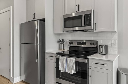 Northern Liberties Apartment | Luxury Studio | 1 Bed | Northern Liberties