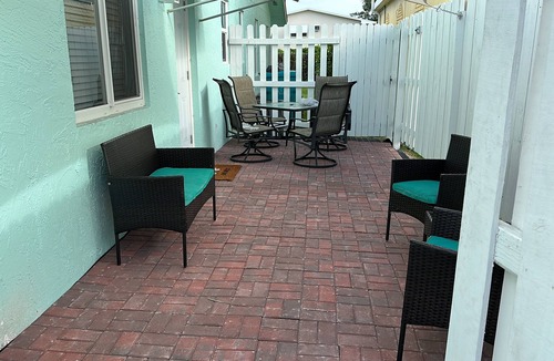 Boynton Beach Apartment | Luxury Studio close to the beach -S8