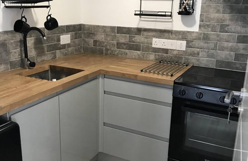 Millendreath Apartment | Luxury-Studio-En-suite Apartment