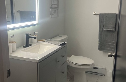 Center Apartment | Luxury Studio In Downtown Manchester,CT