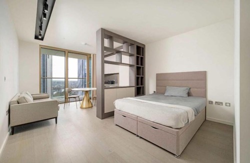 Canary Wharf Apartment | Luxury Studio in One Park Drive