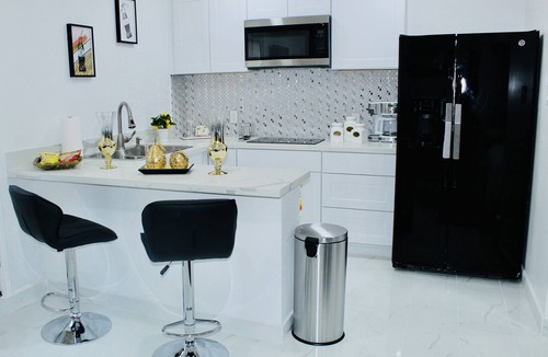 Humble Apartment | Luxury studio near IAH