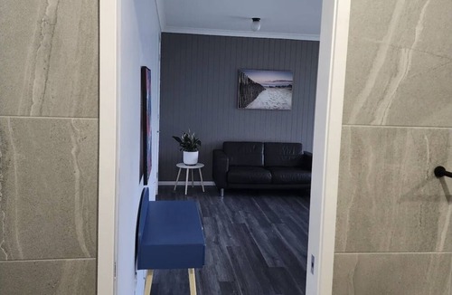 Chilcotts Grass Apartment | Luxury studio with shared laundry