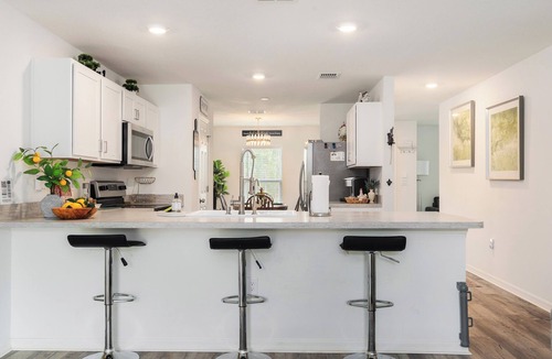 Citrus Springs House | Luxury Stylist's Retreat: 6 Person Hot Tub, Game Room, 3 bedrooms, much more!