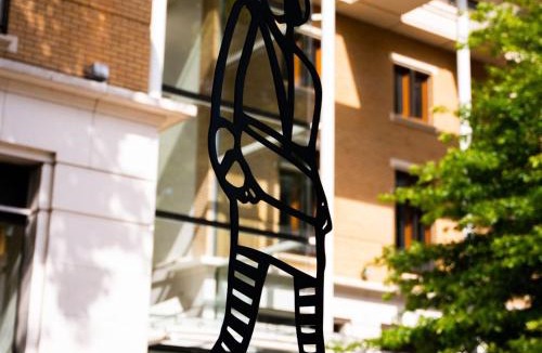 Nine Elms Apartment | Luxury Suite - The Gore