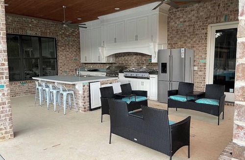 Brandon House | Luxury suites