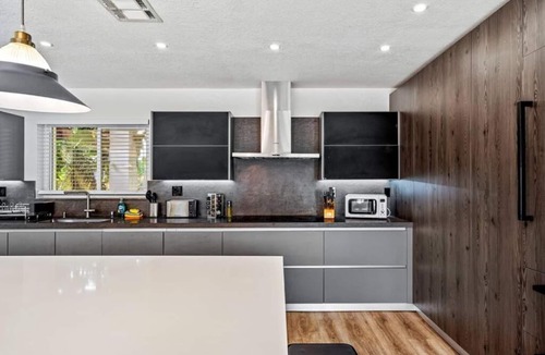 Golden Glades Villa | Luxury Sultan Villa
