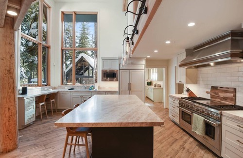 Tahoe City Cabin | Luxury Tahoe Family Lodge