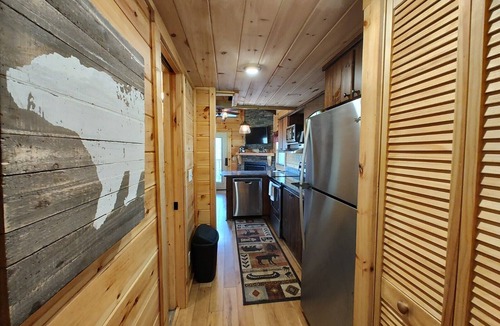 Andrews Cabin | Luxury tiny cabin on the Valley River with mountain views.
