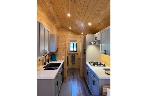 Parks Cottage | Luxury Tiny House in the Trees