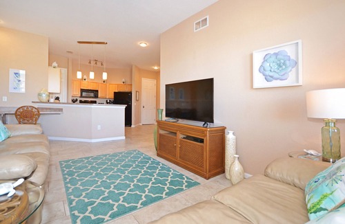 Loughman Condo | Luxury Top Floor Condo updated November 2024, 3 Bedroom, Disney 10 Mins