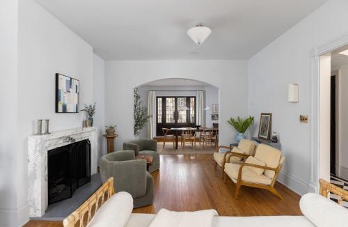 North Toronto Villa | Luxury Toronto Villa with Heated Pool, Sauna & Rooftop Deck